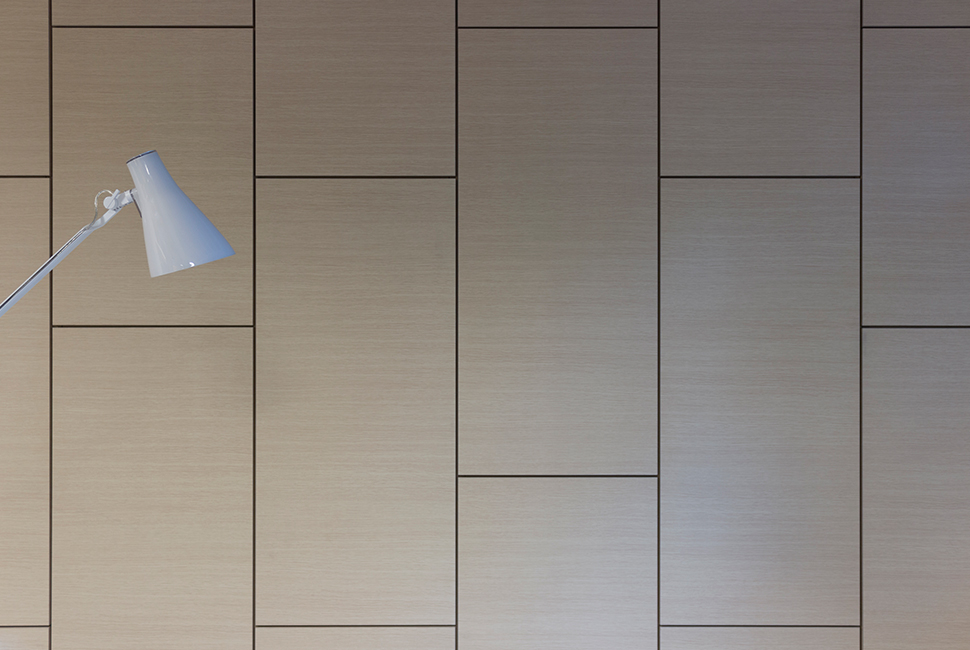 projet  Lieu de travail commun : détail des rangements | photographie : B. François